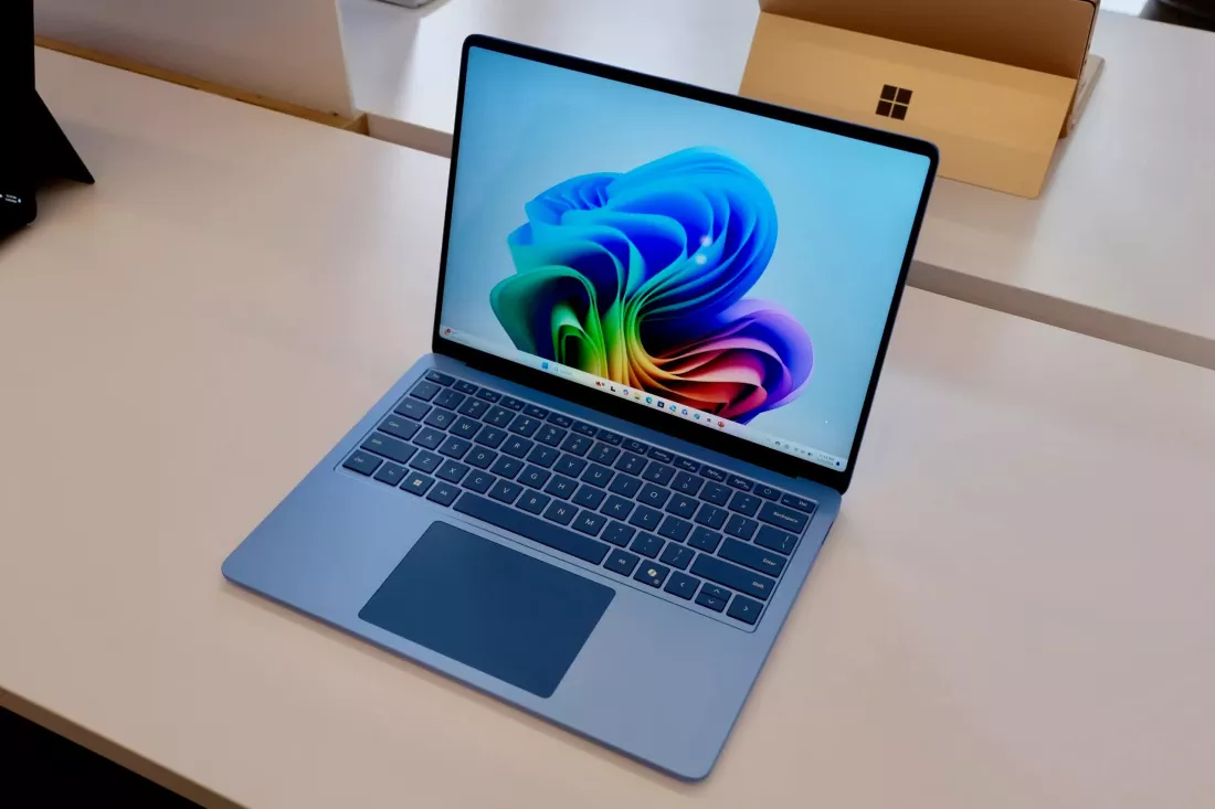 Microsoft Surface Laptop 7 - 2024